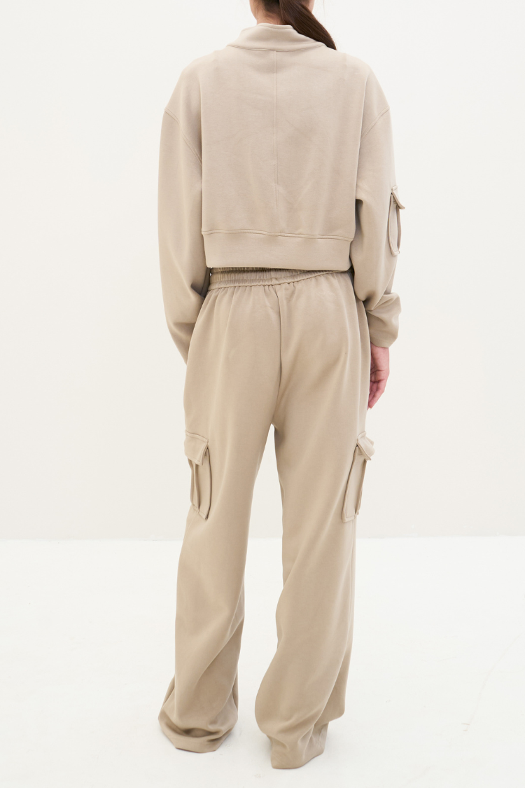 ELOWEN sports-set (Toffee) Track suit zipper sweater and sweatpants beige color. Active wear front display. Back image.