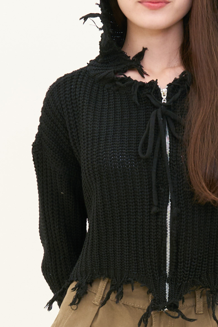MYRA knits