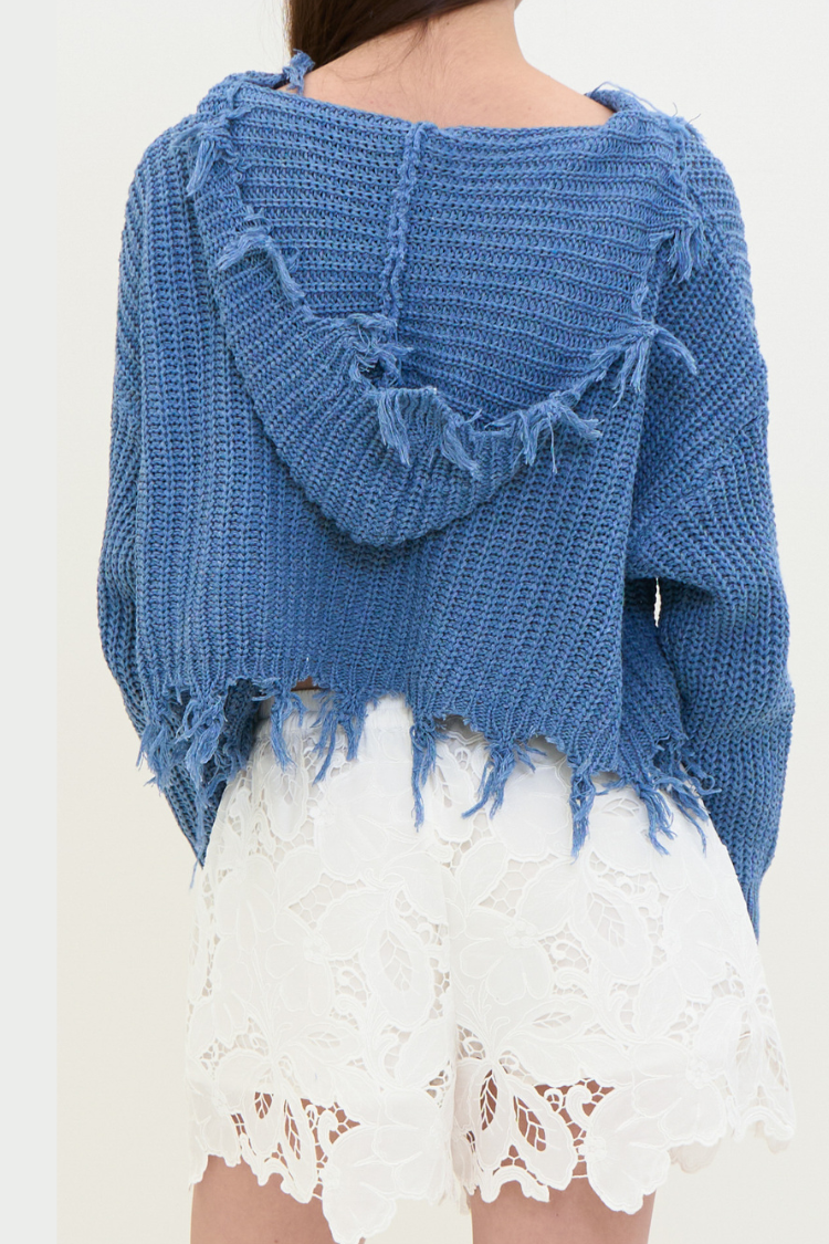 MYRA knits