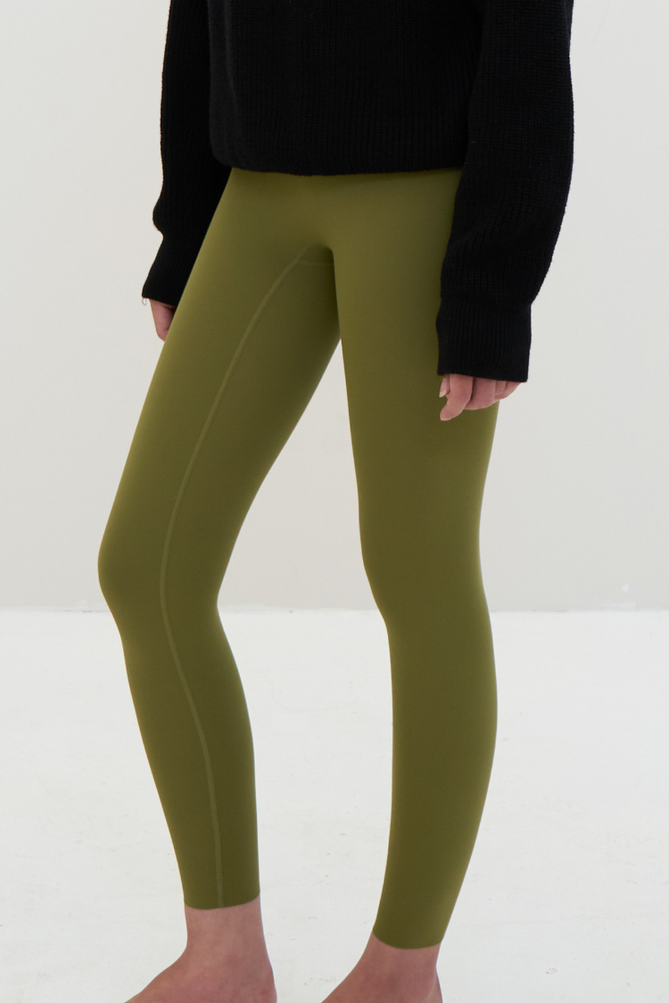Womens olive green leggings. VINYASA leggings Womens yogapants yoga leggings pilates leggings. Yoga side image.
