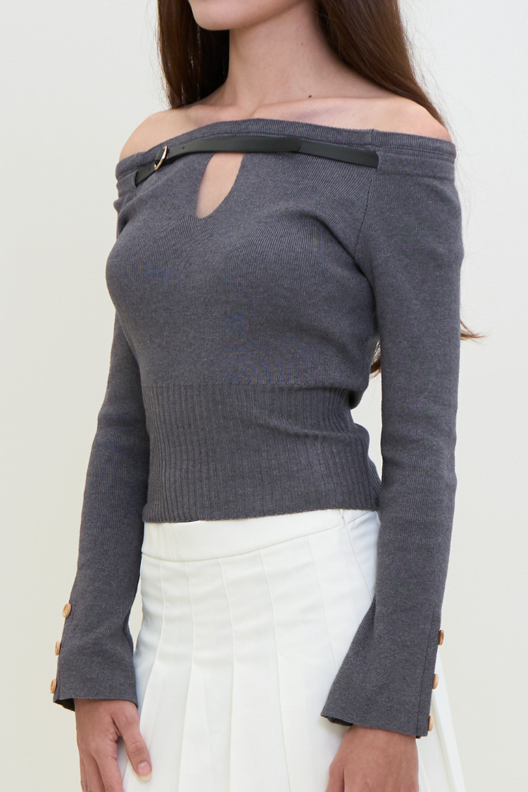 ANGELA top
