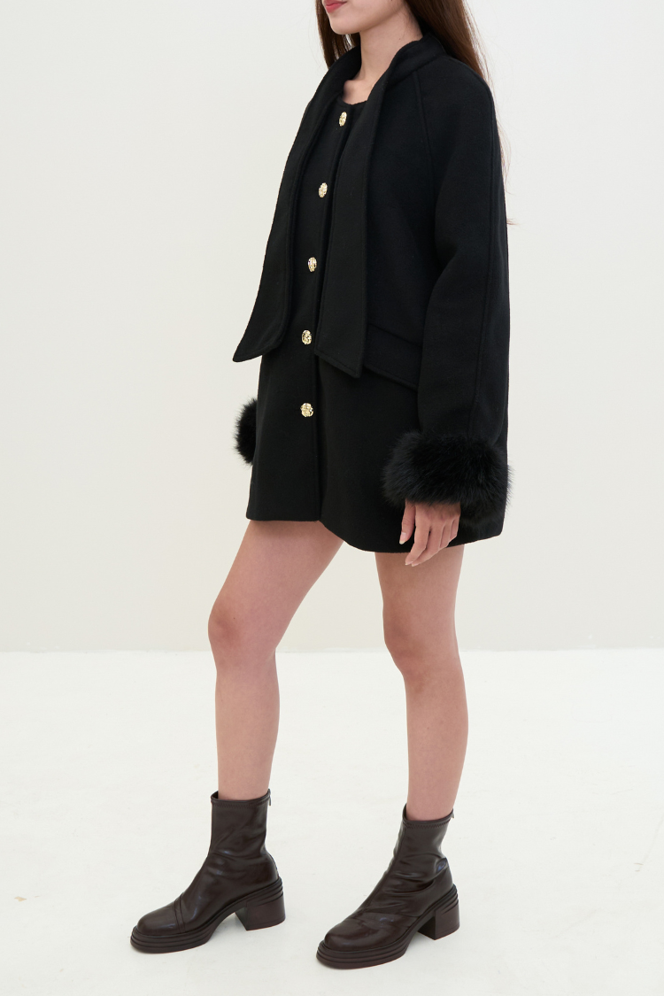 NOOR coat