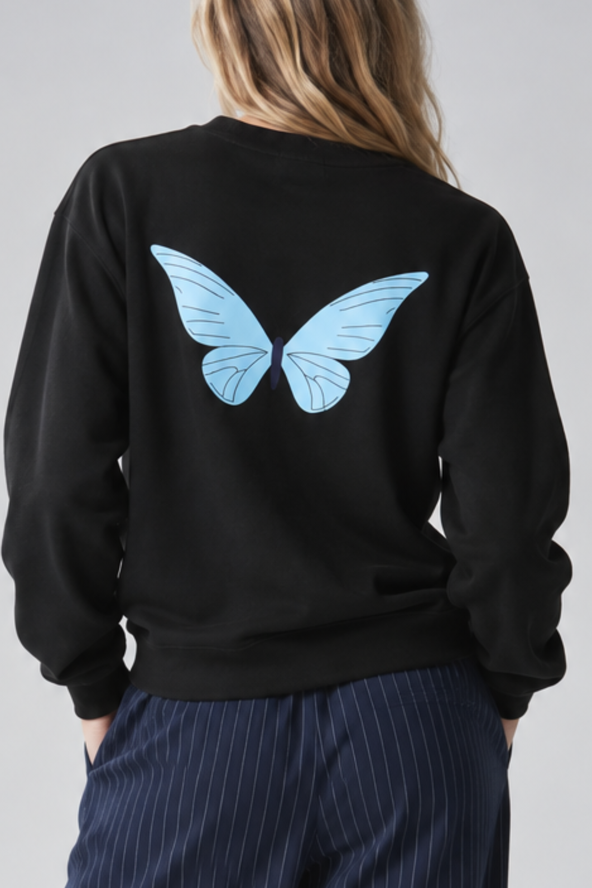 FLUTTERBY เสื้อสเวตเชิ้ต